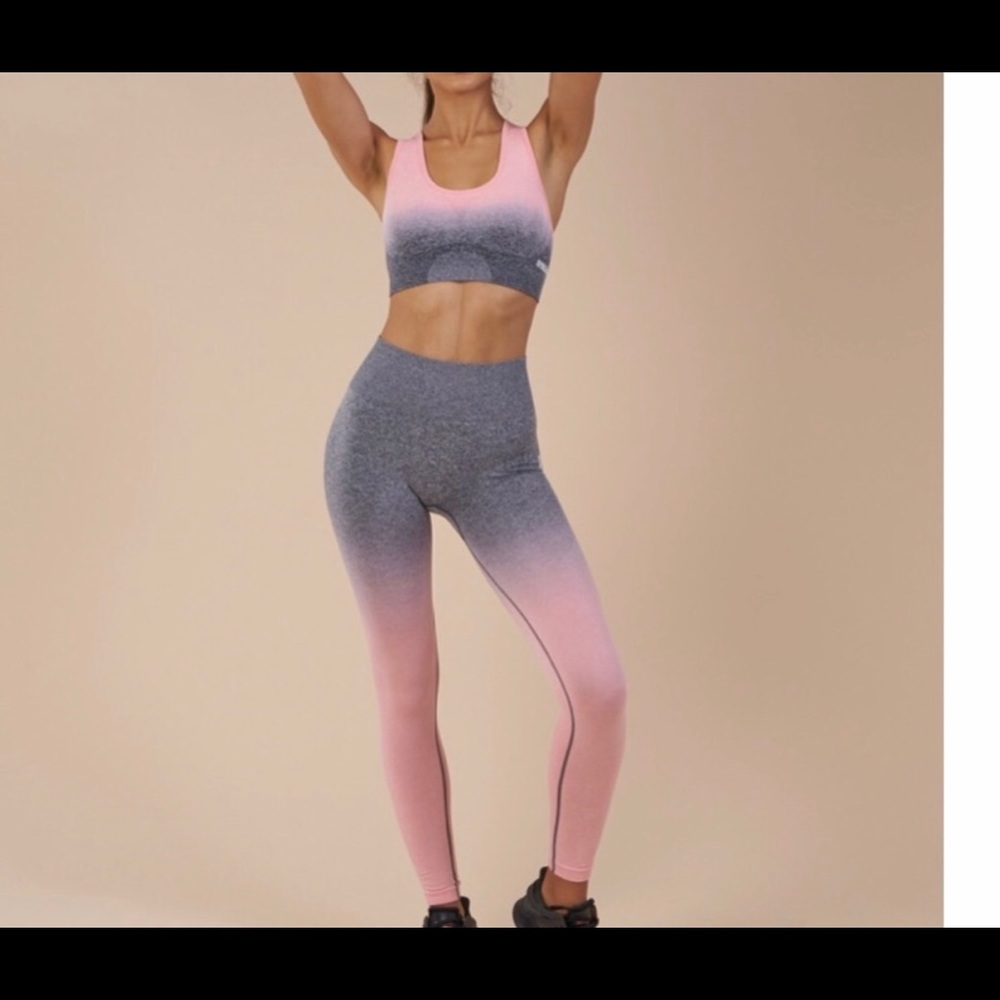 BNWT. Gymshark Charcoal Grey/pink Ombré Set